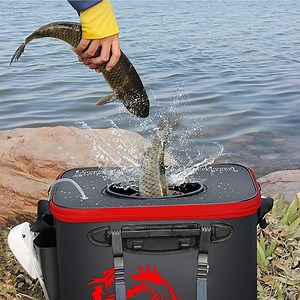 🐠The Foldable Fishing Bucket For Keeping Your Fish Alive and Fresh！ 🎣Easy To Install & Keeps Fish Fresh 💖Get Yours Here🔥https://www.fishingearstore.com/FishingBucket | Fishingearstore.com