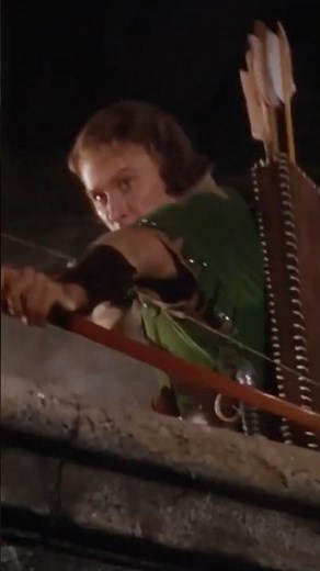 Robin Escapes Nottingham Castle | The Adventures of Robin Hood (1938)