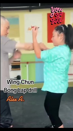 Wing Chun bong lap drill #wingchun #vingtsun #wingtsun #wingchundrill #bonglap #bonglapda #bonglapdrill #wingchungirl #girlpower #wingchuntraining