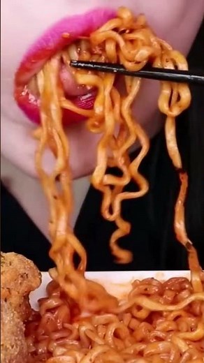 ASMR Spicy Noodles Eating by jane asmr