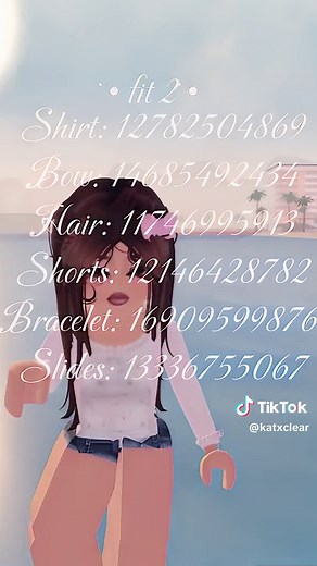 Berry Ave Girls Outfit Codes and Ideas