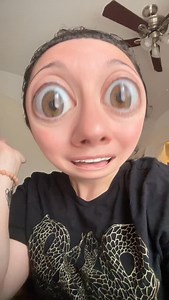 The alien has some thoughts on Elon. #elon #elonmusk #elonmusknews #jokes #alien #ufo #ufos #trump #jdvance | Comedian Jenny Zigrino