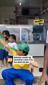 117K views · 608 reactions | Bruno Mars foi flagrado sentado na...