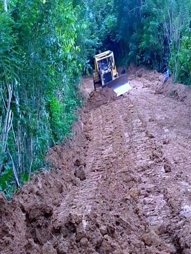 3K views · 30 reactions | Tough Dozer Cutting a Sharp Mountain Path Through Harsh Landscape – Real Worksite Action | Excavator Bulldozer | Facebook