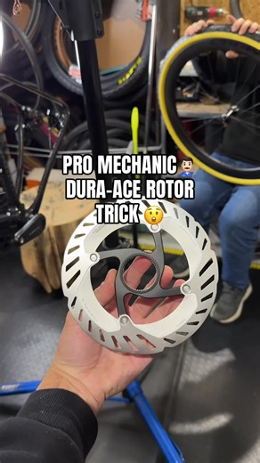 Is this the easiet way to upgrade your bike’s aesthetic? #biketips #cyclingtips #cyclinghack #procycling #roadcycling