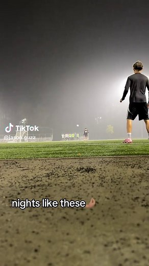 Mastering Soccer Shooting Techniques on Rainy Nights