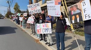 107K views · 5.1K reactions | Protesters spread across Western Ave in Albany in honor of “No Kings” Day. To get the full recap of the day’s demonstrations across upstate New York, click here: https://www.timesunion.com/news/article/no-kings-protests-happening-across-new-york-21106239.php | Times Union | Facebook