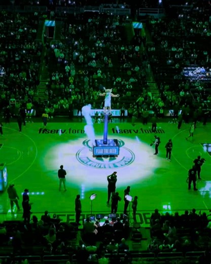 Catch LIVE and exclusive NBA games on Peacock and NBC all season long. | Peacock TV