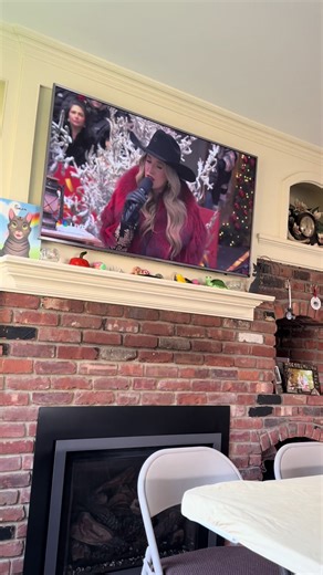 Samantha Macaluso💜😸 (@samantha_macaluso0127)’s videos with The Macy's Thanksgiving Day Parade - Joe Liptock