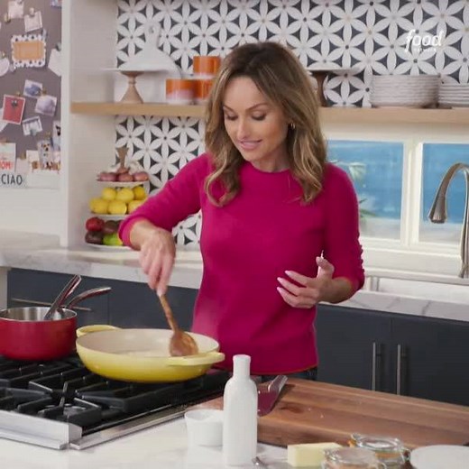 343K views · 942 reactions | Impress your guests at any party with Giada De Laurentiis' delicious Tricolor Arancini!! Save the recipe: https://foodtv.com/2LxwnHm! | Food Network | Facebook