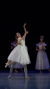 Día Mundial del Ballet El arte del movimiento es una forma de expresión y comunicación corporal que, desde el siglo XV, ha formado parte esencial del desarrollo cultural de la humanidad. El #INBAL se suma a la conmemoración del Día Internacional de la Danza, reconociendo el trabajo de quienes contribuyen al fortalecimiento y difusión de esta disciplina artística. | Instituto Nacional de Bellas Artes