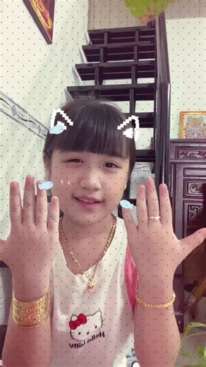 Video của Ánh dương (@mlml._) với bản nhạc nhạc nền - Vũ Sam 🆚