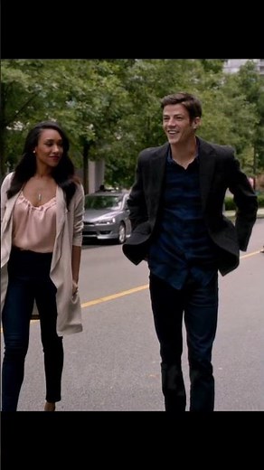 Flashpoint Life of Barry Isn't what he Expected - Flash S03E01 - Flashpoint