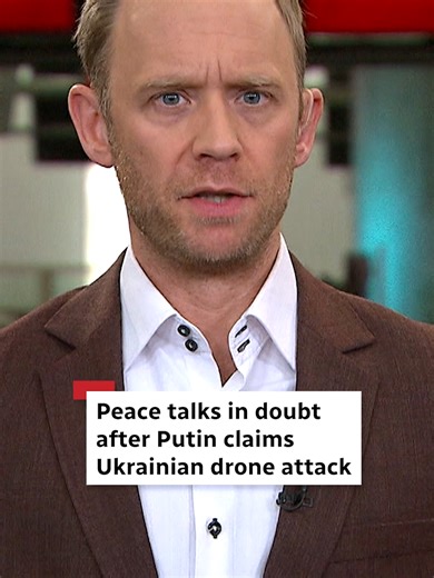 President Vladimir Putin told U.S. President Donald Trump on Monday that Russia would review its position in peace negotiations after accusing Ukraine of carrying out an alleged drone strike on Putin’s residence, the Kremlin said. Ukraine has dismissed Russia's accusation and has accused Moscow — which has not yet presented evidence to back its assertions — of attempting to undermine peace talks. #Russia #Ukraine #VladimirPutin #DonaldTrump #Moment #CBCNews