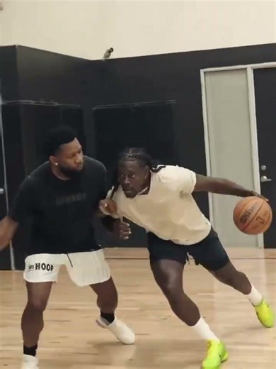 Master NBA Point Guard Skills: Basketball Drills & Tips