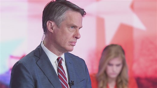 Colby Hall, NewsNation media contributor and editor of Mediate.com, weighs in on ABC News suspending correspondent Terry Moran after a social media post about Trump administration deputy chief of staff Stephen Miller. Hall tells “NewsNation Now” that, while Moran made a mistake, Hall doesn’t believe he’ll ultimately be fired. #Trump #StephenMiller #TerryMoran | NewsNation