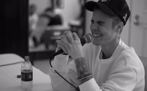 贾斯汀比伯微笑合集！看完你会笑的！