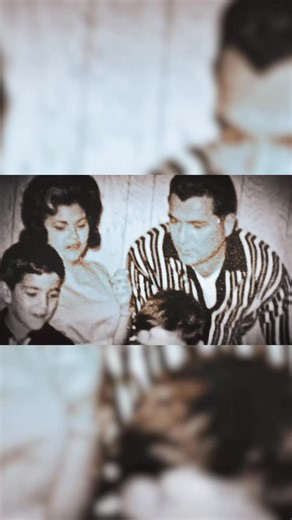 A true icon! Congratulations on 30 years to the one and only Bruce Buffer 🎤👏 | UFC