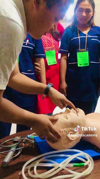 ICU Training Techniques for Nursing Aides: Head Tilt, Chin Lift, and Jaw Thrust Maneuver