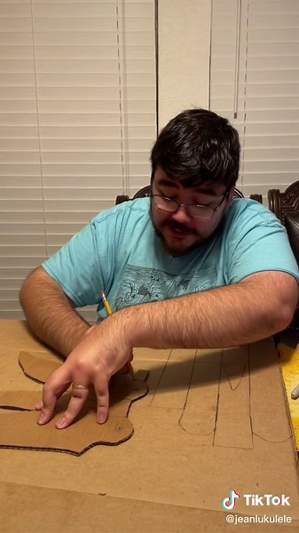 Crafting Iron-Spider Arms: DIY Cardboard Project