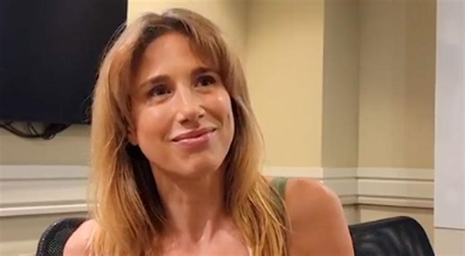 Alina Moine: "Hoy podemos naturalizar a la mujer en el mundo del fútbol, y el verdadero logro será cuando esta pregunta ya no exista"