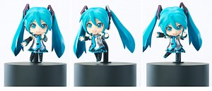 Random: Beware Cuteness Overload With This Dancing Hatsune Miku Nendoroid