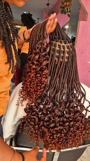 How to Curl Hair with a Pencil: 2024 Hairstyle Guide