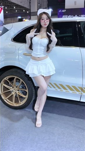 Auto Show Moments | This Car Show Model Stole All the Attention