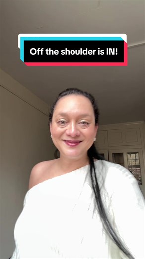 Off the shoulder spring jumper. This looks so flattering and stylish #springtop #wardrobeessentials #springfashion #springwardrobe #over50women