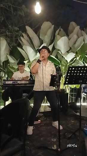 Krisna & Friends | Home by the Sea, Song by Genesis ‧ 1983 | MaYosi Cafe