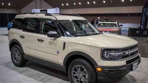 These Are the 10 Best Off-Roading SUVs