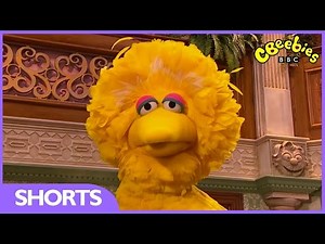 Big Bird spotted at The Furchester Hotel | CBeebies