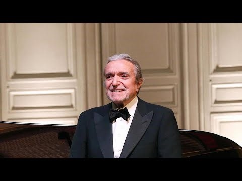 Ruggero Raimondi: "Cinta di fiori" (Bellini's "I puritani")