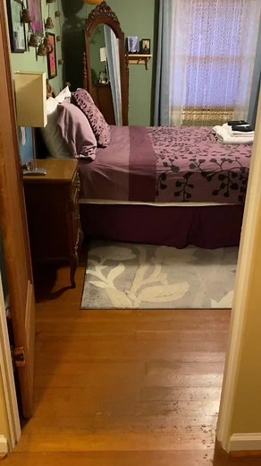 Explore Bella Swan's Bedroom in the Twilight Swan House