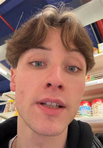 Tout plaquer (pas grand chose) et vivre dans ce magasin | louis vuitton paris store