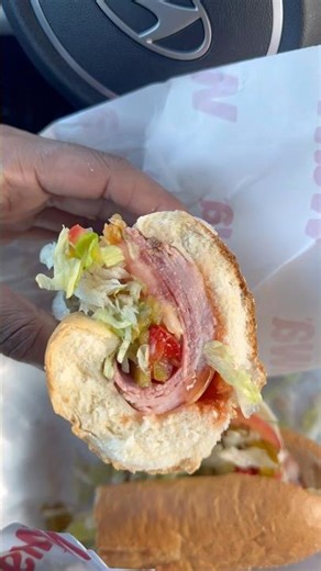 Trying Wawa for the First Time #foodie #foodvlog #foodreview #pennsylvania #gasstation #wawa #hoagie