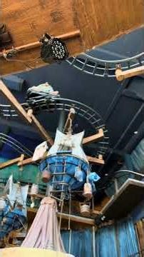 Do you know the Free Fall Tower in Wuze Town? 😅