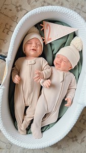 My big boys are two months old! And I can officially say the honeymoon phase is over 😂 This is what we’re struggling with (and loving 😍) most about two month old twins: 🤍The babes are so much more alert now! It’s so much fun to see their little personalities but it’s significantly harder to get them to sleep at the same time. It sometimes takes up to an hour and then one will wake up shortly after and it starts all over again. 🤍They want to be constantly held. They’re sleeping a little less 