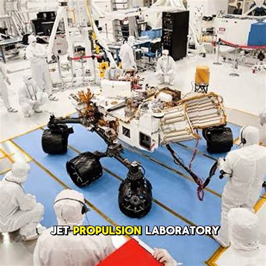 NASA Engineer's Bathroom Accident Became Billion-Dollar Super Soaker #LonnieJohnson #SuperSoaker #NASA #Inventor | This Day In History