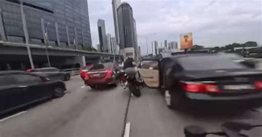 Toddler opens car door in middle of traffic in KL, causes 6-vehicle accident