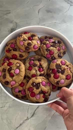 Delicious Valentine’s Day M&M Cookies Recipe