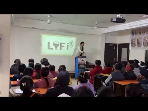 ITC Learning Group on Instagram: "LIFI AND WIFI CLASS BY VASU SIR #computer #education #wifi #lifi"