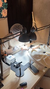 QUERIDA CLIENTA…✍🏻🤍 Gracias por elegir mis servicios, alagar el trabajo que plasmo en tus uñas, disfrutar nuestro tiempo, recomendarme con tus amigas, visitarme puntualmente y respetar el costo de la experiencia que te ofrezco.✨ Eres pieza fundamental en mi negocio. 🧩🆙 - Anahi 🫂 . . . #nails #pedicura #gdl #servicios #uñas #manicurista #trabajo | • Anahí Nails •