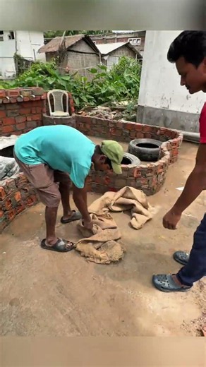 Création d'une somptueuse piscine extérieure recyclée#artisan #bricolage #renovation #travaux
