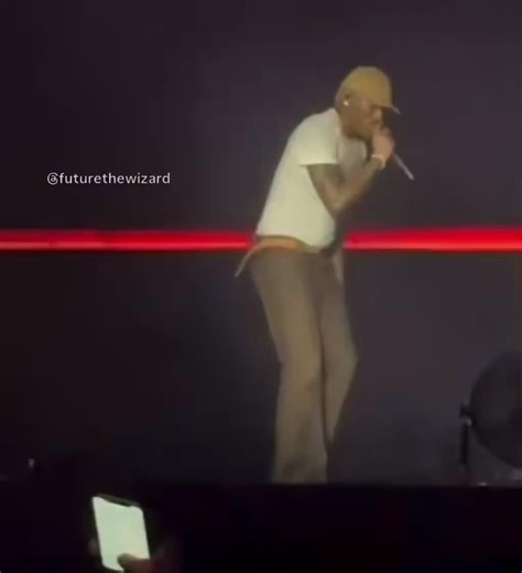Future 在沙特表演未发行歌曲《READY TO SLIDE》并表示新专辑即将到来
