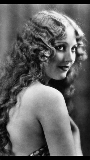The Roaring 20's Flapper Girls, pt276. Great Scott! 😍 Cover Girl: Thelma Todd