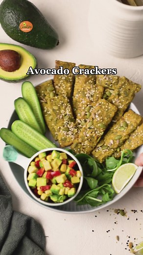 Delicious Avocado Crackers & Salsa Recipe