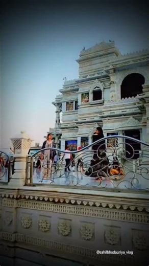 100 आभागुण हैं हम में भगवान।। श्री राधा 🙏