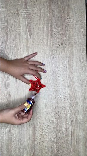EASY DIY Ornaments for Kids! 🧶 Christmas Craft with Yarn & Cardboard