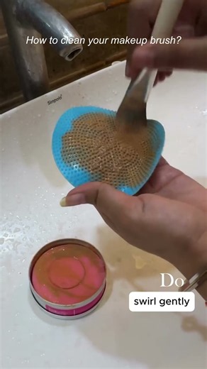 Makeup Brush Cleaning Do’s & Don’ts | How to Clean Makeup Brushes Properly ✨